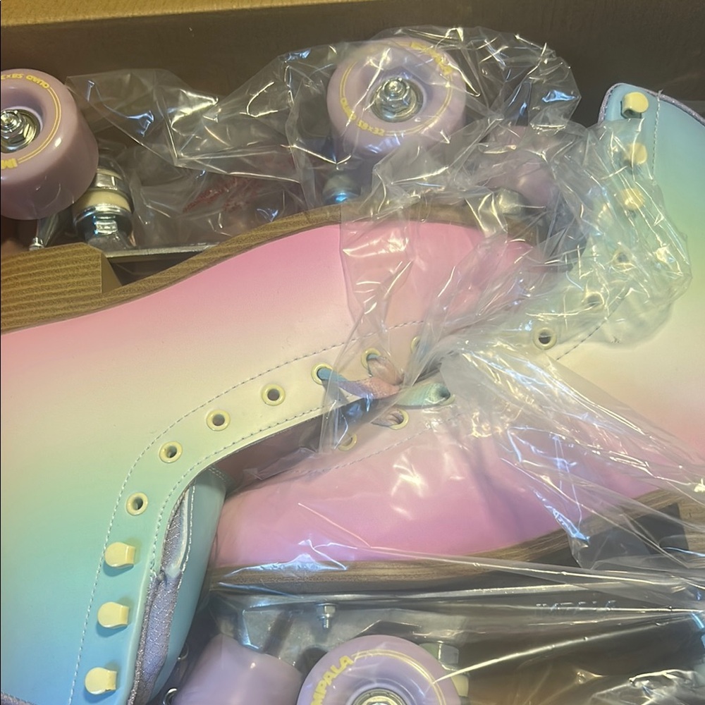 Pastel Gradient Roller Skates